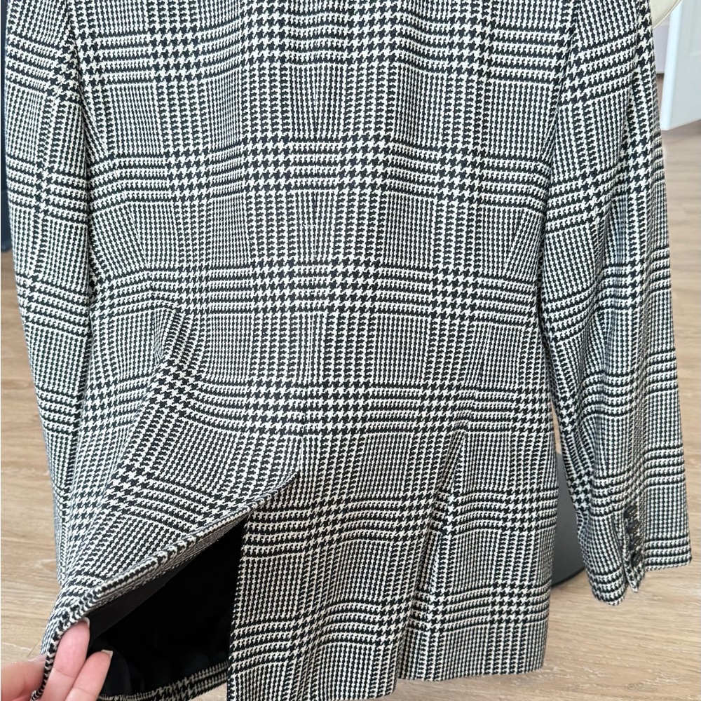 Ralph Lauren Black and White Plaid Blazer - Picture 6 of 6
